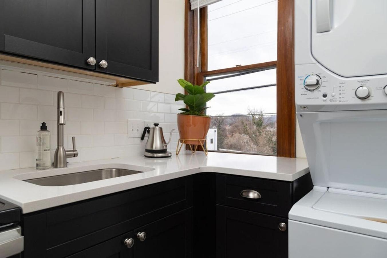 Appartamento Luxury Multi-Unit Historic Building Near Downtown Roanoke Esterno foto